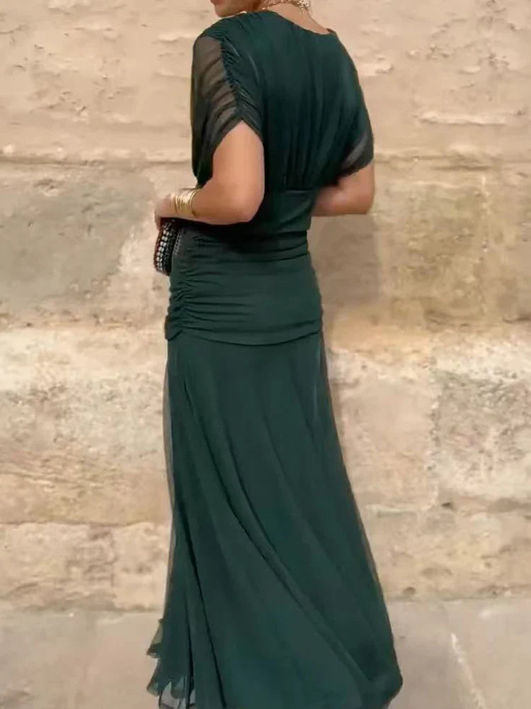 LALUNA | Elegant Dress With V-Neckline