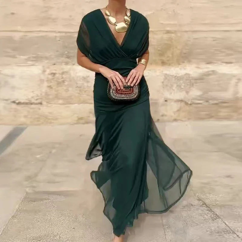 LALUNA | Elegant Dress With V-Neckline